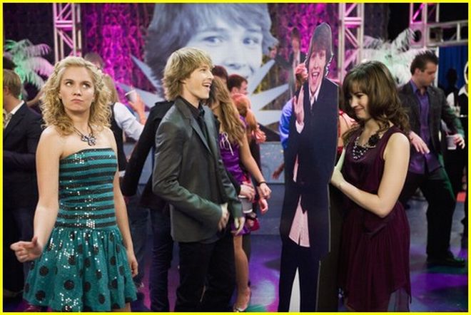 Sterling Knight in Sonny With A Chance