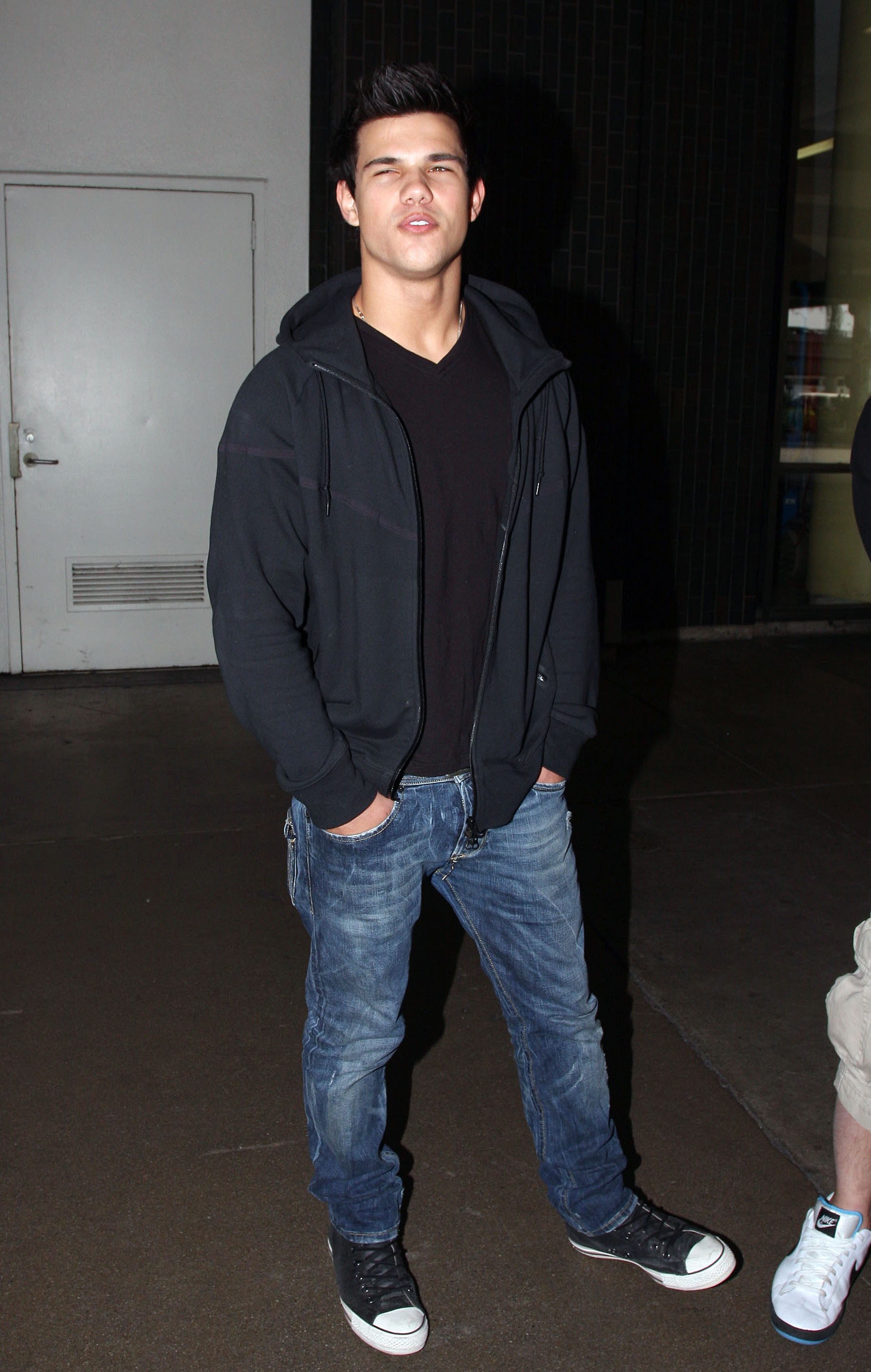 General photo of Taylor Lautner