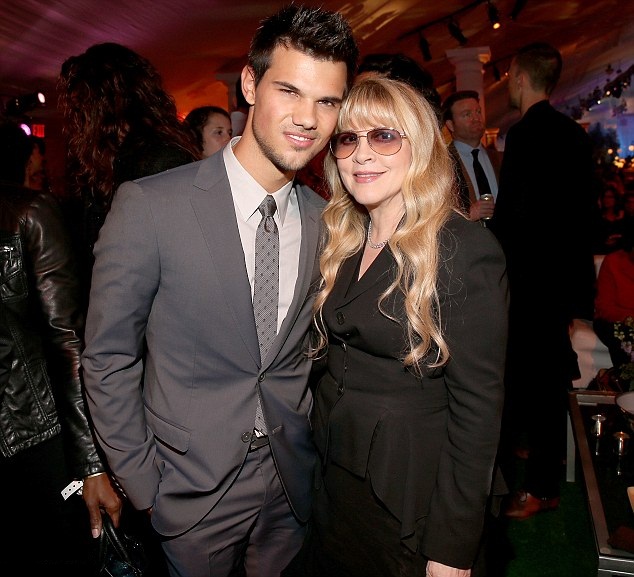 General photo of Taylor Lautner