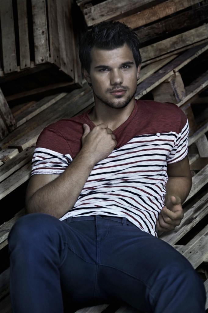 General photo of Taylor Lautner