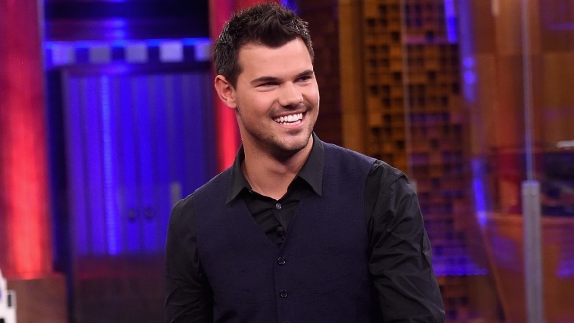 General photo of Taylor Lautner