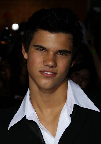 General photo of Taylor Lautner