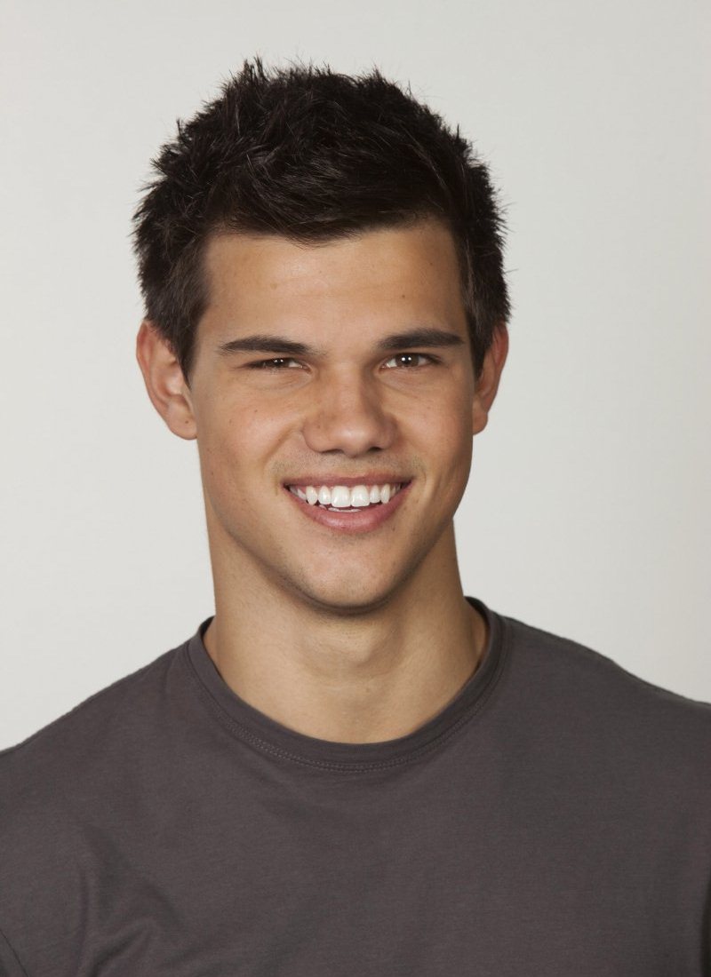 General photo of Taylor Lautner