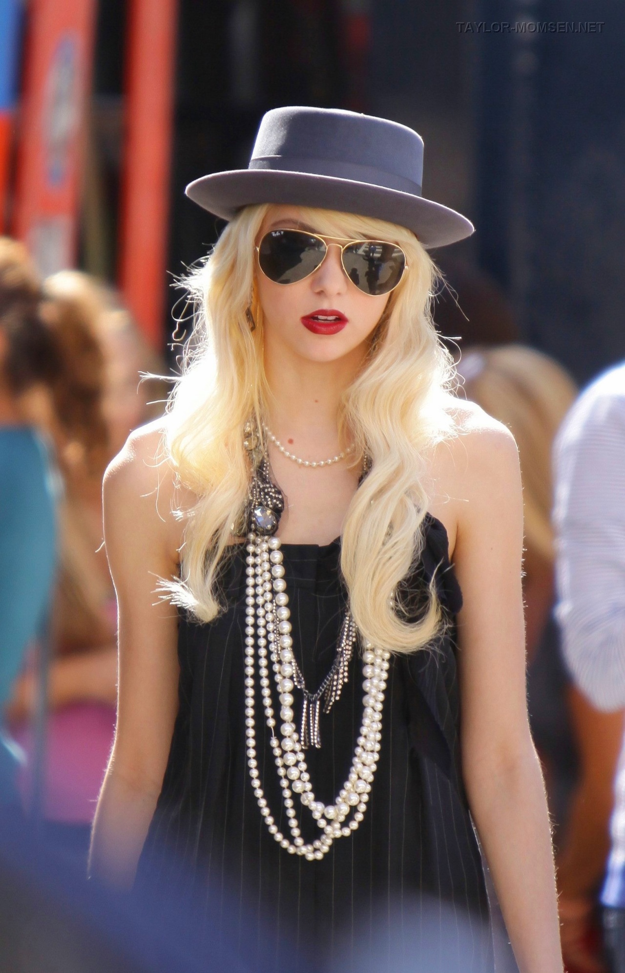 General photo of Taylor Momsen