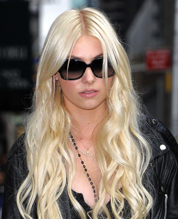 General photo of Taylor Momsen