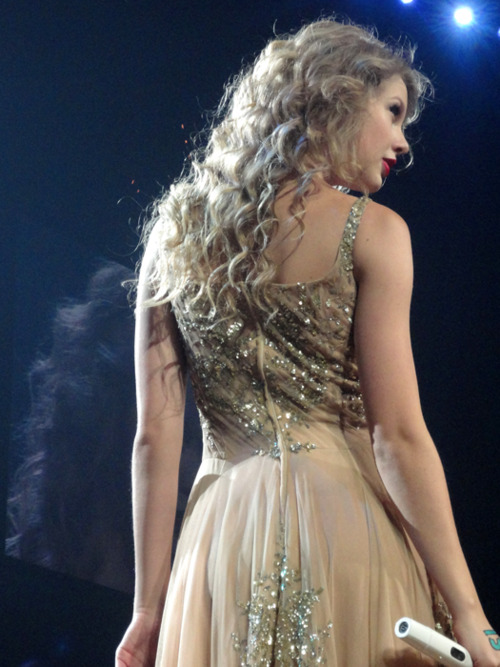 Taylor Swift in Speak Now World Tour