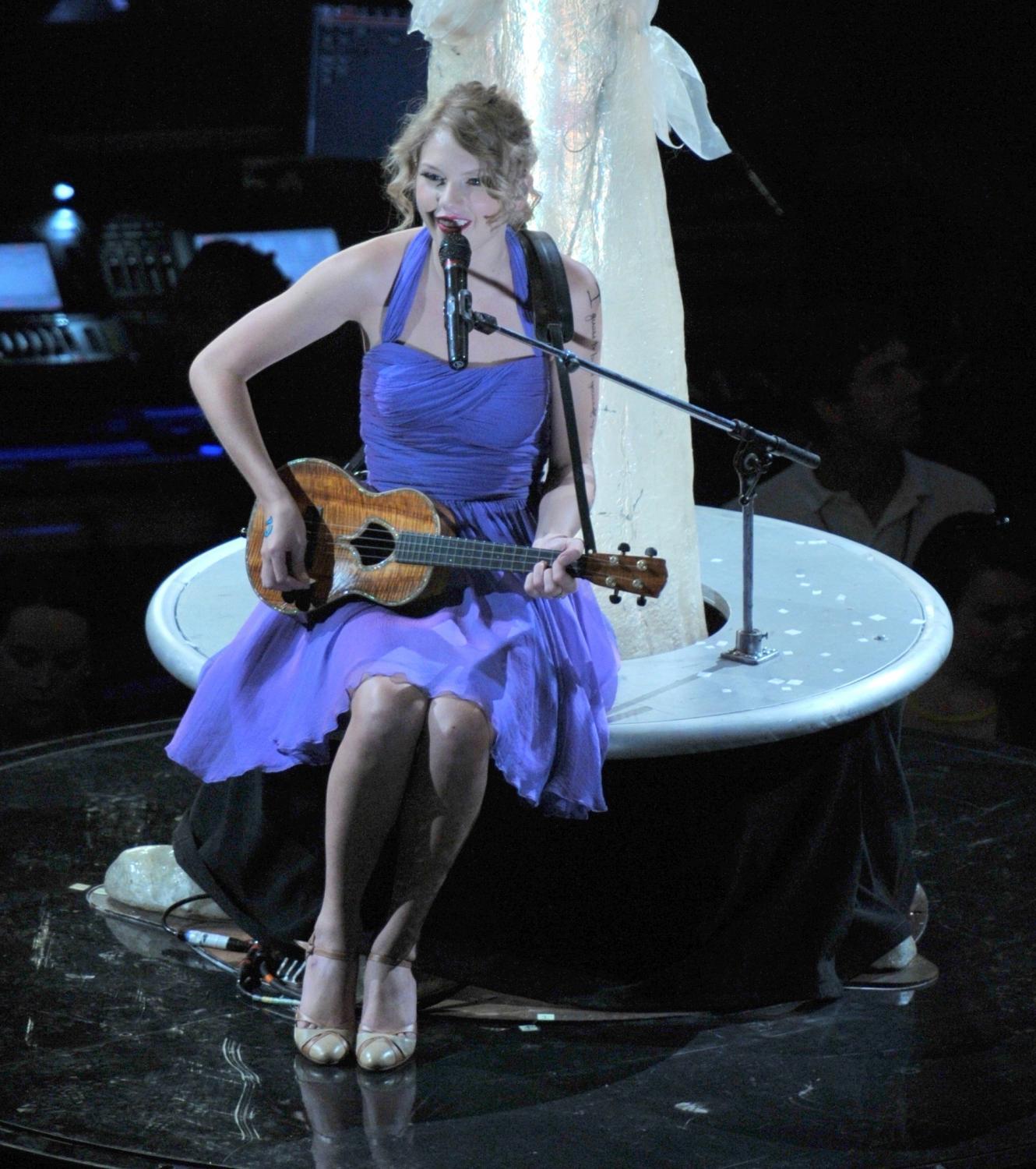 Taylor Swift in Speak Now World Tour