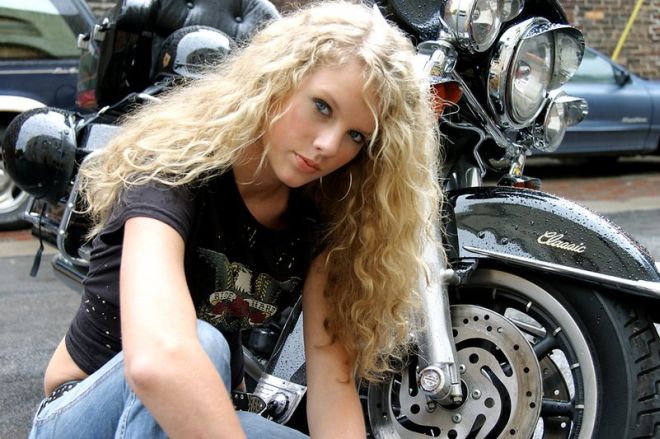 General photo of Taylor Swift