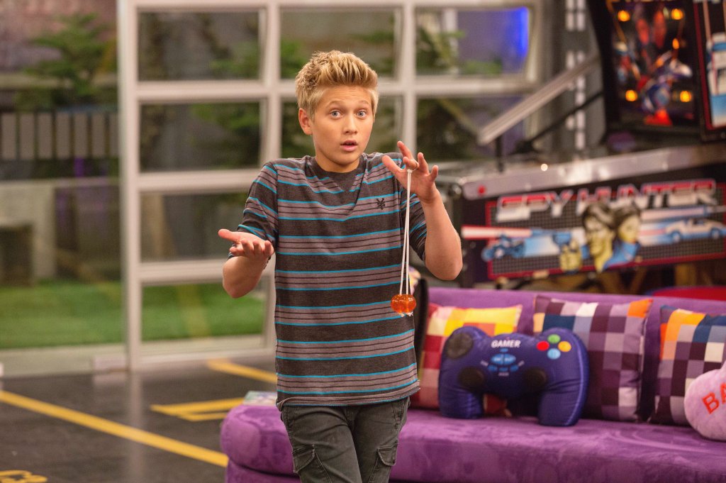 Thomas Kuc in Game Shakers