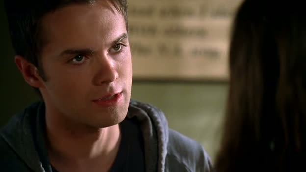 Thomas Dekker in Terminator: The Sarah Connor Chronicles