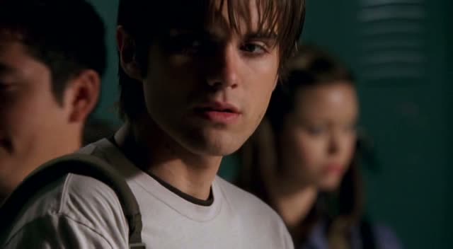 Thomas Dekker in Terminator: The Sarah Connor Chronicles