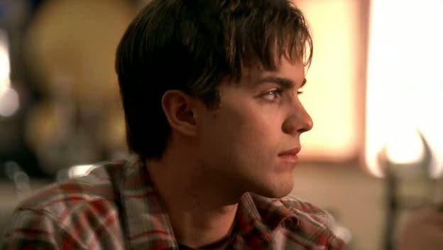 Thomas Dekker in Terminator: The Sarah Connor Chronicles