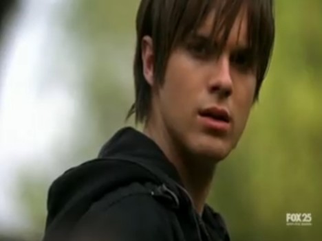 Thomas Dekker in Terminator: The Sarah Connor Chronicles