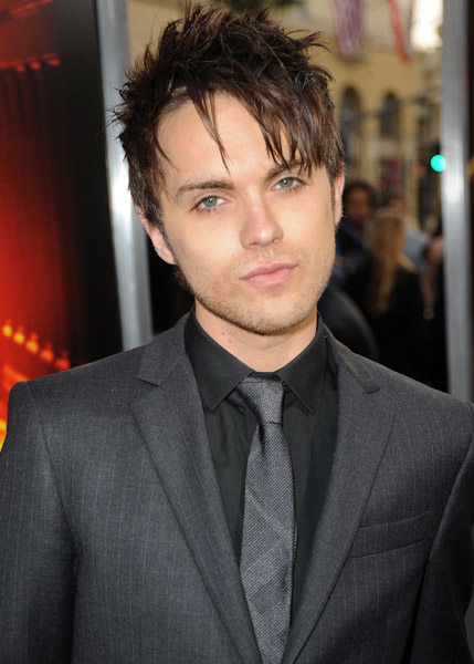 General photo of Thomas Dekker