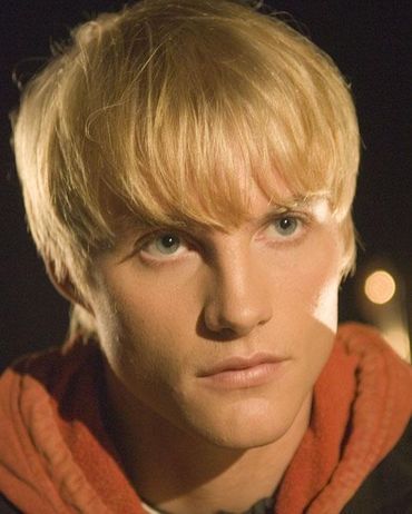 General photo of Toby Hemingway