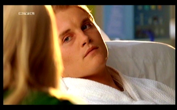 Toby Hemingway in CSI: Miami, episode: Rock and a Hard Place