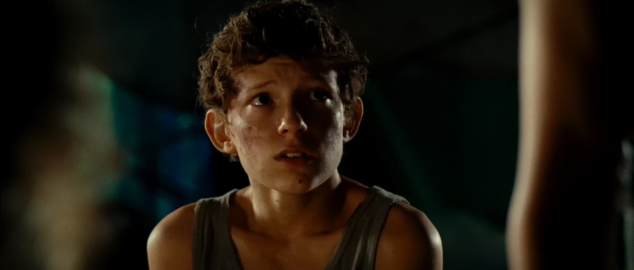 Tom Holland in The Impossible