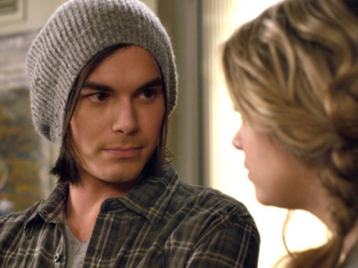 Tyler Blackburn in Pretty Little Liars (Season 1)