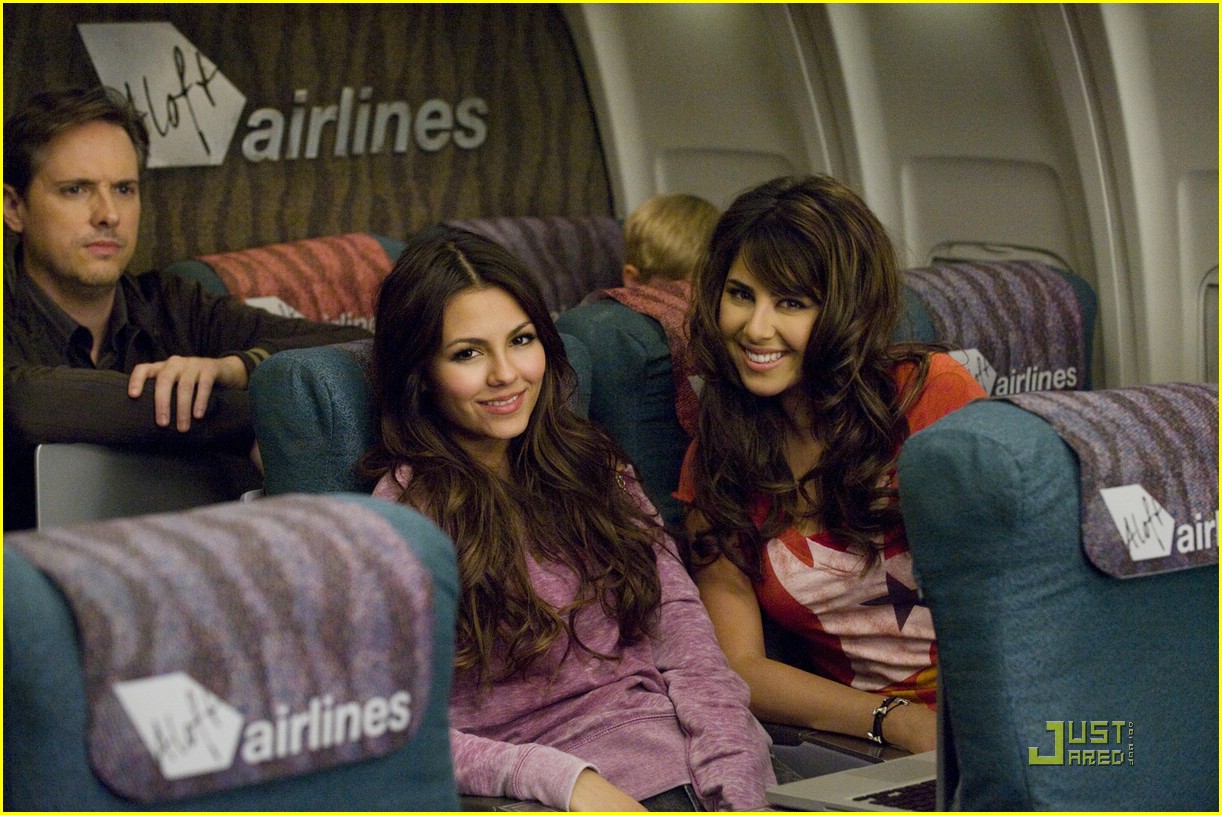 Victoria Justice in Victorious: (Season 1)