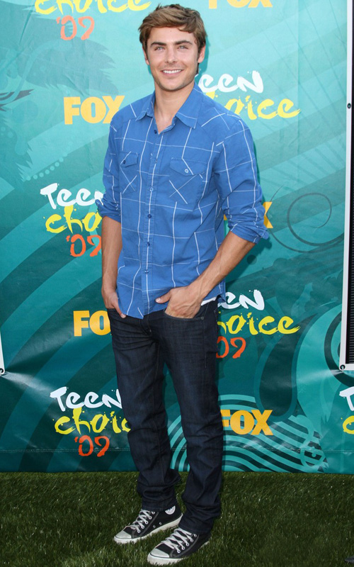 Zac Efron in Teen Choice Awards 2009