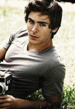 General photo of Zac Efron