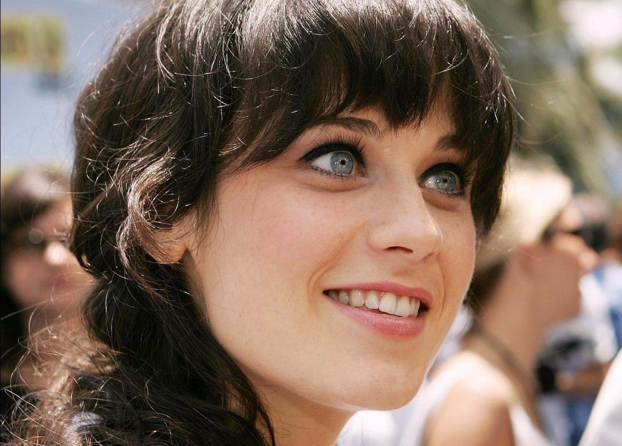 General photo of Zooey Deschanel