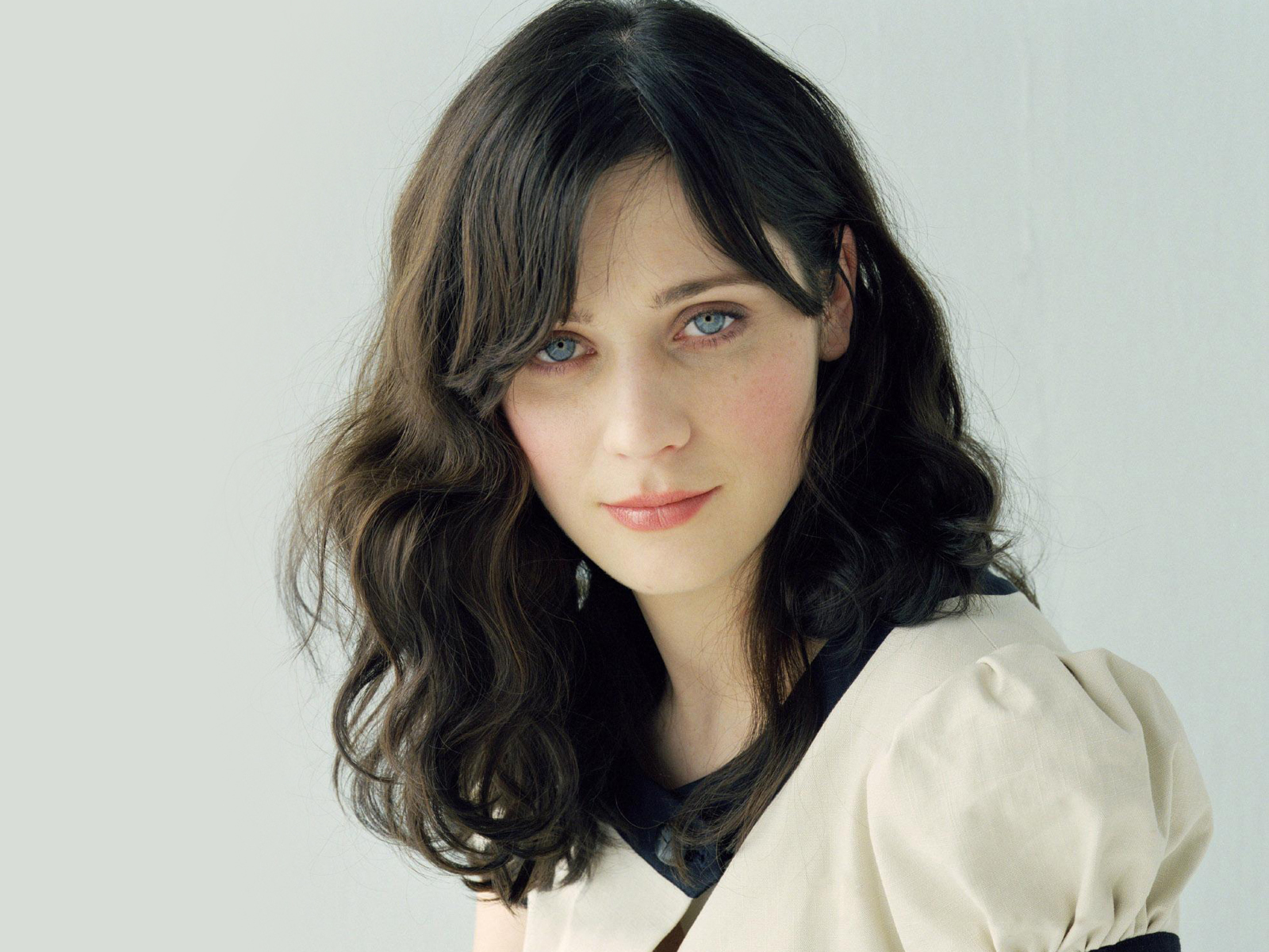 General photo of Zooey Deschanel