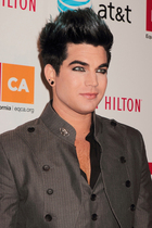 Adam Lambert : adam-lambert-1324403872.jpg