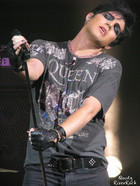 Adam Lambert : adam-lambert-1327015875.jpg