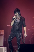 Adam Lambert : adam-lambert-1335513534.jpg