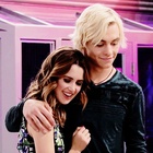 Laura Marano : TI4U1424043146.jpg