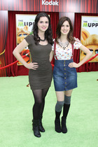 Laura Marano : laura-marano-1332113501.jpg