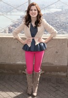 Laura Marano : laura-marano-1367125135.jpg