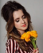 Laura Marano : laura-marano-1408721249.jpg