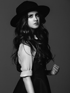 Laura Marano : laura-marano-1415561140.jpg