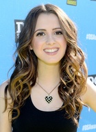 Laura Marano : laura-marano-1419101216.jpg