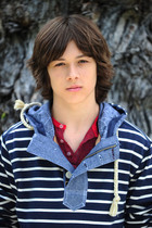 Leo Howard : leo-howard-1362213882.jpg