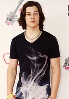 Leo Howard : leo-howard-1370794976.jpg