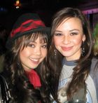 Malese Jow : TI4U_u1217913761.jpg