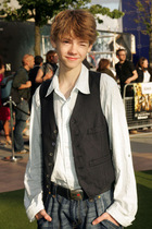 Thomas Sangster : Thomas_Sangster_1223215688.jpg