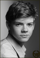 Thomas Sangster : thomas-sangster-1455969961.jpg