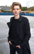 Thomas Sangster : thomas-sangster-1578190722.jpg