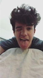 Aaron Carpenter : aaron-carpenter-1494383042.jpg