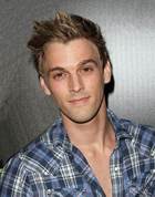 Aaron Carter : aaron-carter-1376927621.jpg