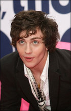 Aaron Johnson : aaron_johnson_1221324944.jpg