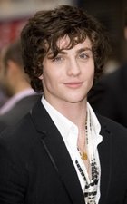 Aaron Johnson : aaron_johnson_1311516884.jpg