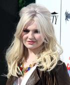 Abigail Breslin : abigail-breslin-1375112452.jpg