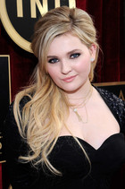 Abigail Breslin : abigail-breslin-1390147690.jpg