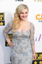 Abigail Breslin : abigail-breslin-1390147802.jpg