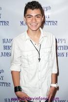 Adam Irigoyen : adam-irigoyen-1331331989.jpg